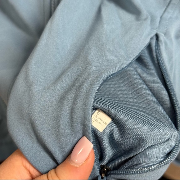 Lululemon Cropped Define Jacket *Nulu
Utility Blue - Picture 3 of 4